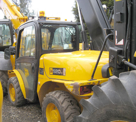 PHOTO OF EQUIPMENT